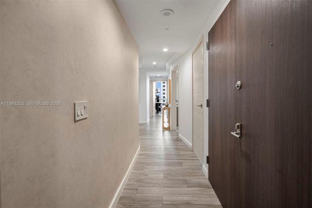 801 S Miami Ave 2901, Miami, FL 33130