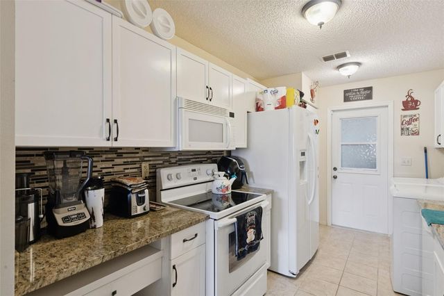 115 WINTER RIDGE DRIVE 115, Winter Haven, FL 33881