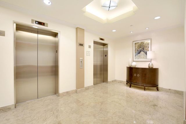 701 S Olive Avenue 2117, West Palm Beach, FL 33401