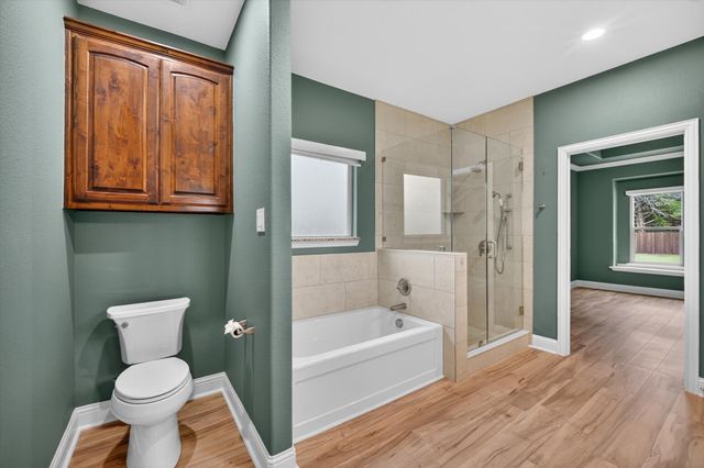 1004 E Main Street, Tioga, TX 76271