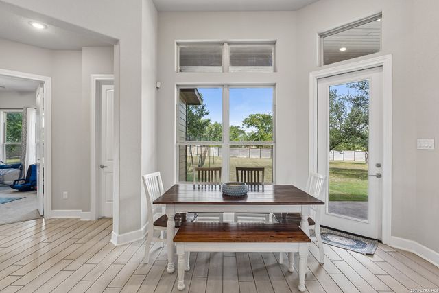 527 James Way, Castroville, TX 78009