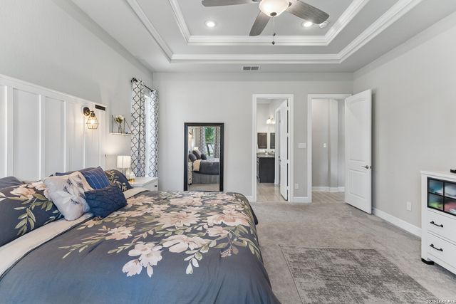 527 James Way, Castroville, TX 78009