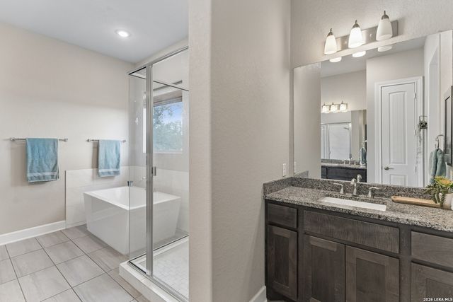 527 James Way, Castroville, TX 78009