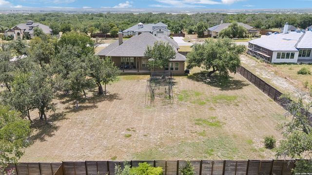 527 James Way, Castroville, TX 78009