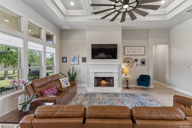 527 James Way, Castroville, TX 78009