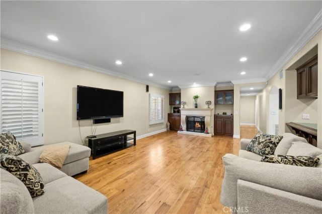 10909 Willowbrae Avenue, Chatsworth, CA 91311