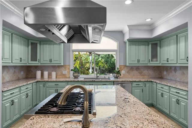 10909 Willowbrae Avenue, Chatsworth, CA 91311