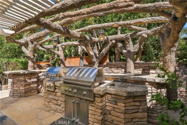 10909 Willowbrae Avenue, Chatsworth, CA 91311
