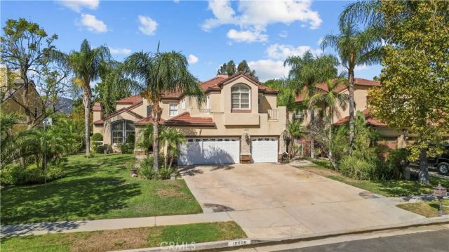 10909 Willowbrae Avenue, Chatsworth, CA 91311