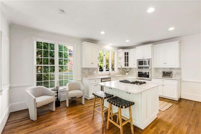 5135 Falcon Chase Lane NE, Sandy Springs, GA 30342