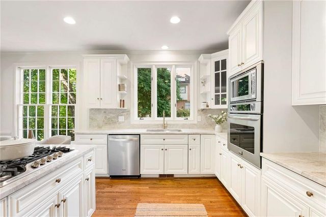 5135 Falcon Chase Lane NE, Sandy Springs, GA 30342