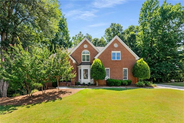 5135 Falcon Chase Lane NE, Sandy Springs, GA 30342