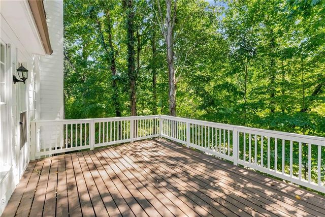 5135 Falcon Chase Lane NE, Sandy Springs, GA 30342