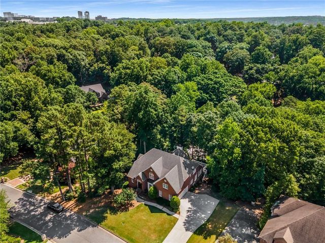5135 Falcon Chase Lane NE, Sandy Springs, GA 30342