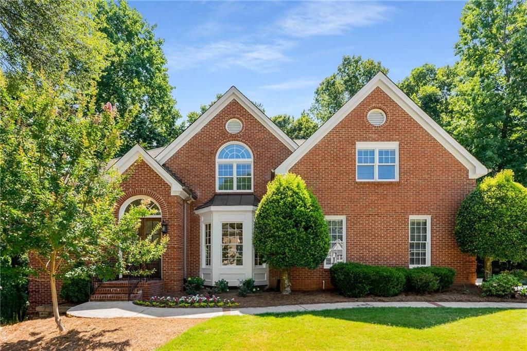 5135 Falcon Chase Lane NE, Sandy Springs, GA 30342
