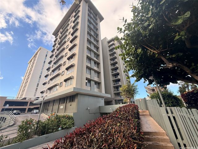 2651 Kuilei Street B84, Honolulu, HI 96826