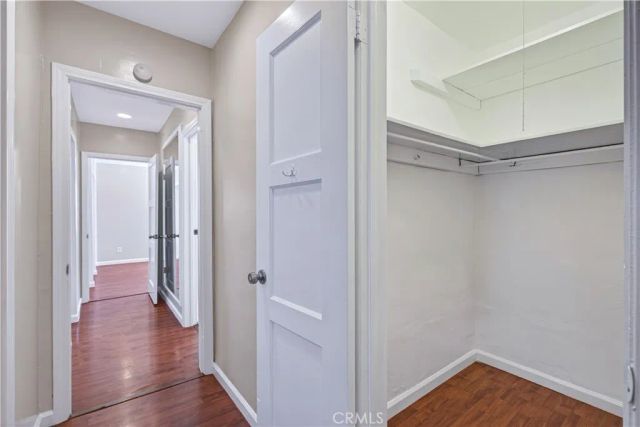1899 Gladys Avenue, Signal Hill, CA 90755