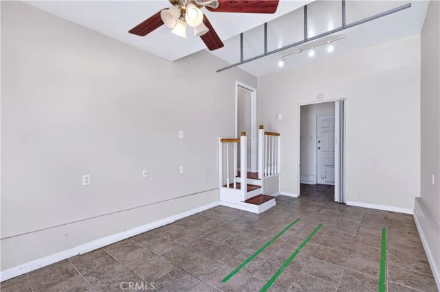 1899 Gladys Avenue, Signal Hill, CA 90755