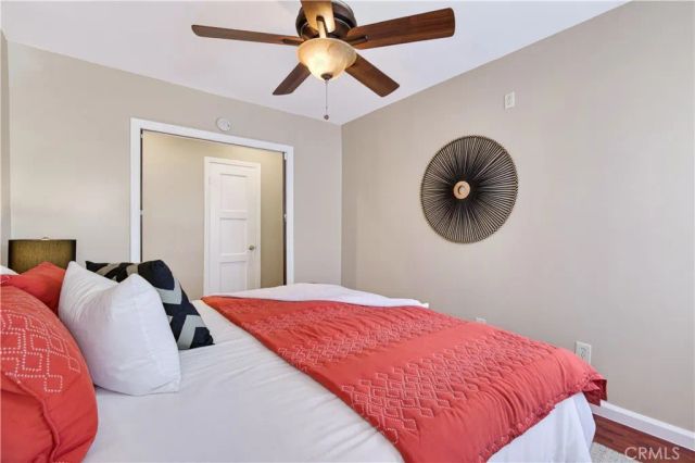 1899 Gladys Avenue, Signal Hill, CA 90755