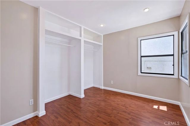 1899 Gladys Avenue, Signal Hill, CA 90755
