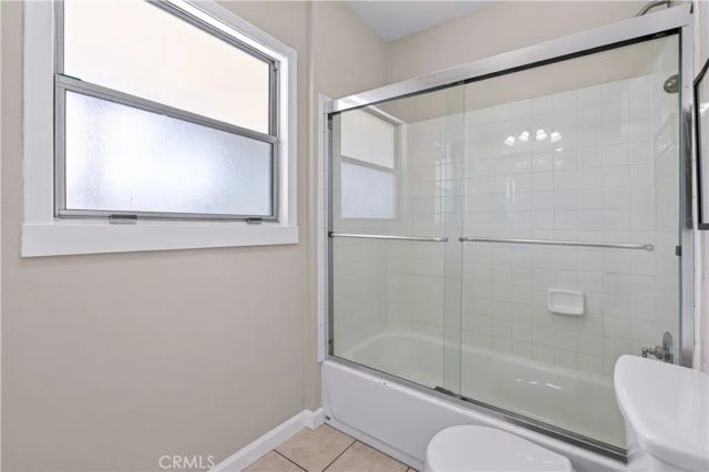 1899 Gladys Avenue, Signal Hill, CA 90755