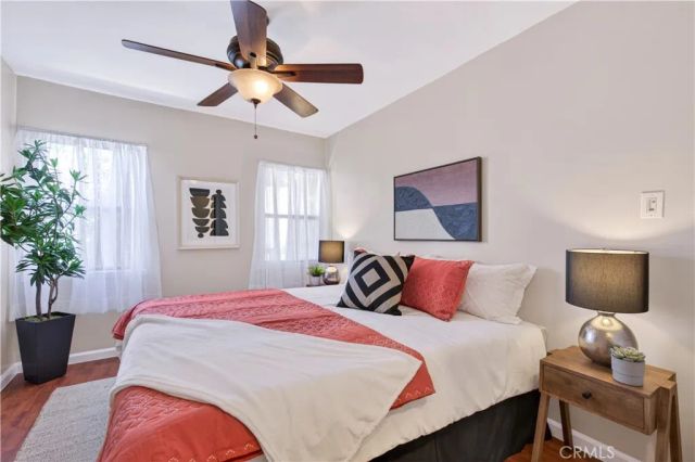 1899 Gladys Avenue, Signal Hill, CA 90755