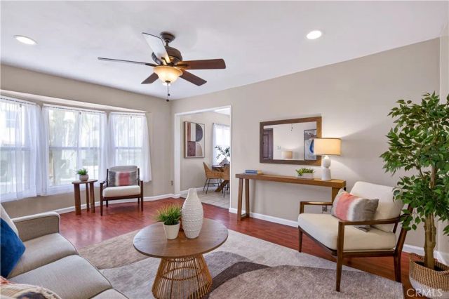 1899 Gladys Avenue, Signal Hill, CA 90755