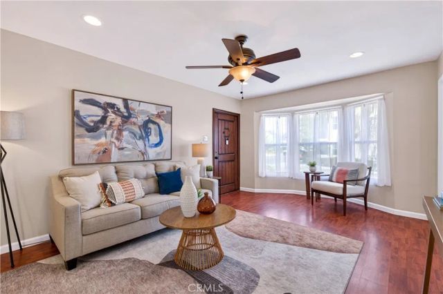 1899 Gladys Avenue, Signal Hill, CA 90755