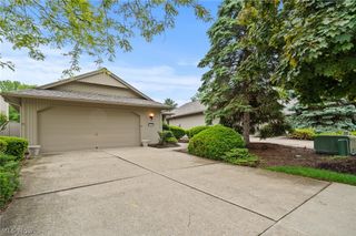 12747 Olympus Way, Strongsville, OH 44149