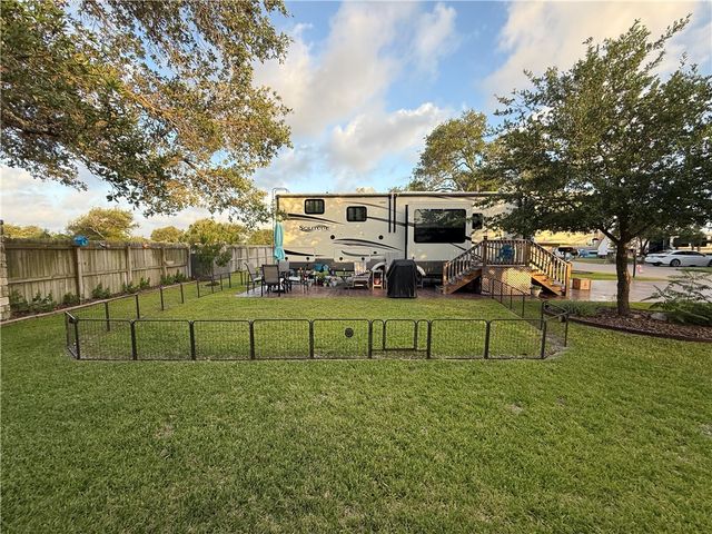55 Augusta Circ, Aransas Pass, TX 78336
