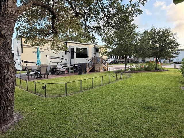 55 Augusta Circ, Aransas Pass, TX 78336