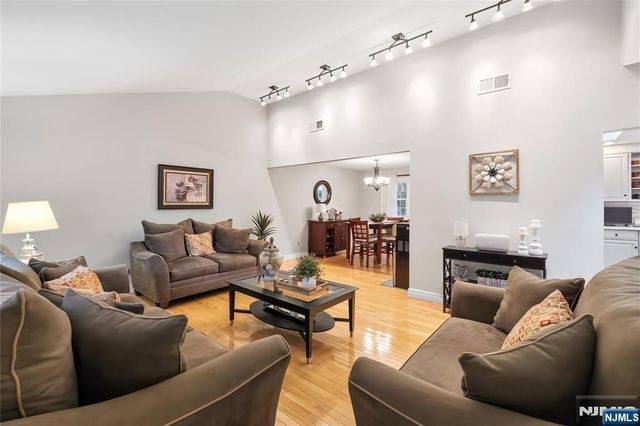 2 Benson Avenue, Westwood, NJ 07675
