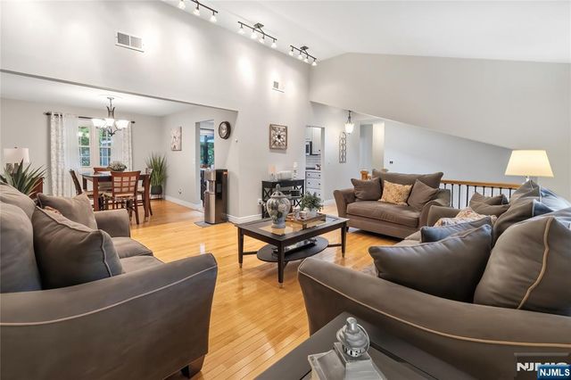 2 Benson Avenue, Westwood, NJ 07675