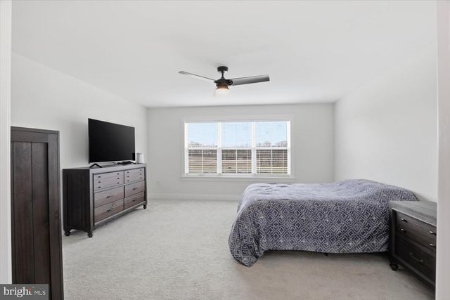 525 BREEZEWOOD LN, Annville, PA 17003