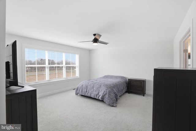 525 BREEZEWOOD LN, Annville, PA 17003