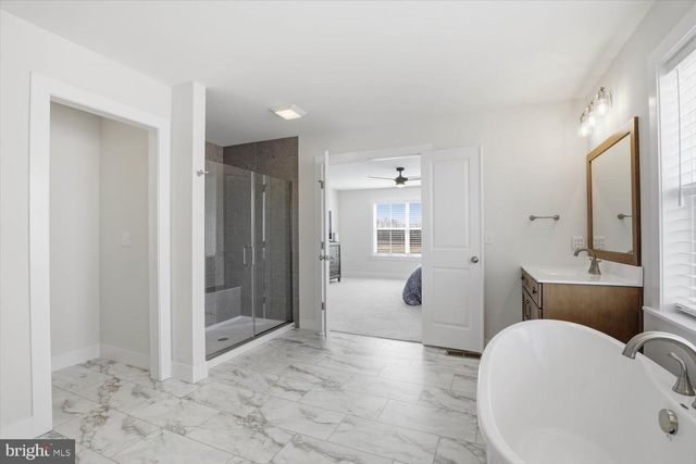 525 BREEZEWOOD LN, Annville, PA 17003