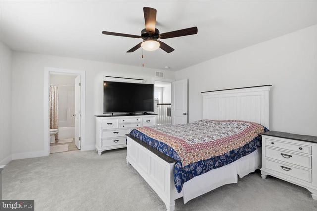 525 BREEZEWOOD LN, Annville, PA 17003