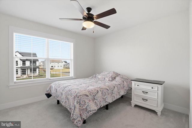 525 BREEZEWOOD LN, Annville, PA 17003