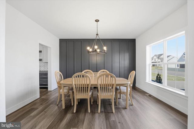 525 BREEZEWOOD LN, Annville, PA 17003