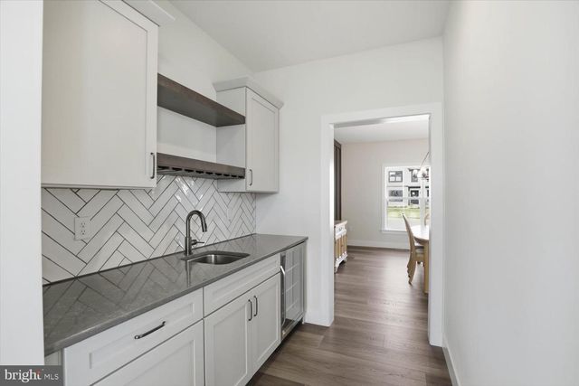 525 BREEZEWOOD LN, Annville, PA 17003