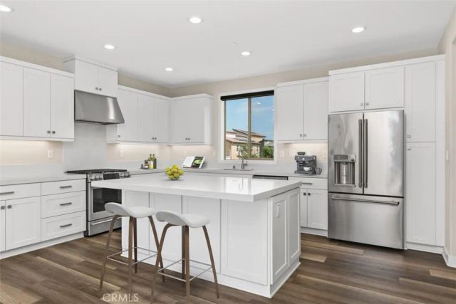 264 Merit, Irvine, CA 92618