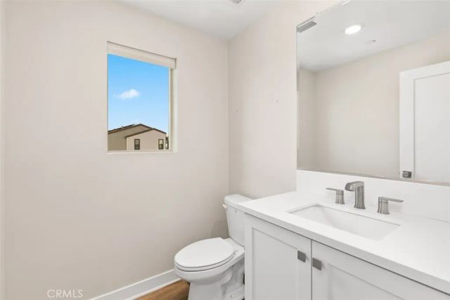 264 Merit, Irvine, CA 92618