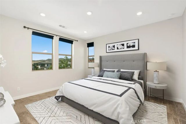 264 Merit, Irvine, CA 92618