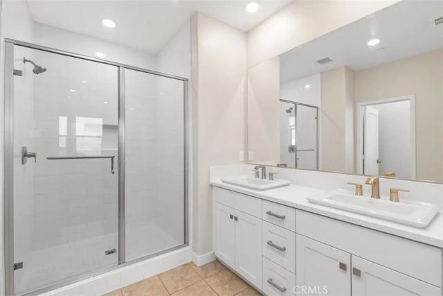 264 Merit, Irvine, CA 92618