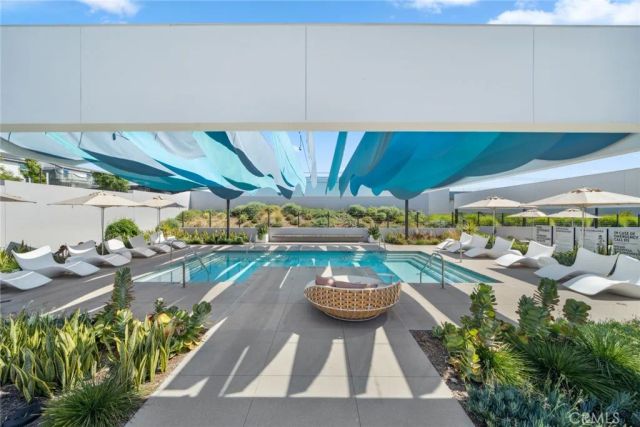 264 Merit, Irvine, CA 92618