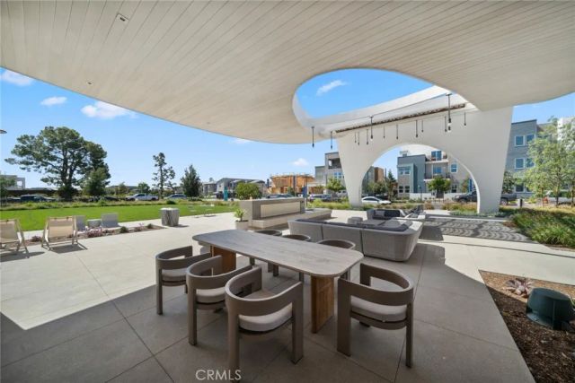 264 Merit, Irvine, CA 92618