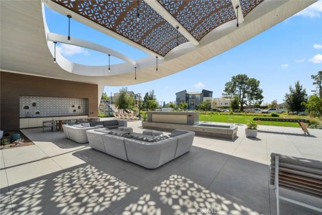 264 Merit, Irvine, CA 92618