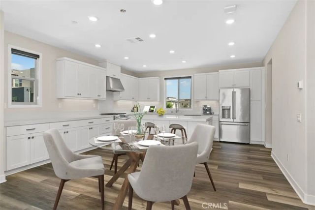 264 Merit, Irvine, CA 92618