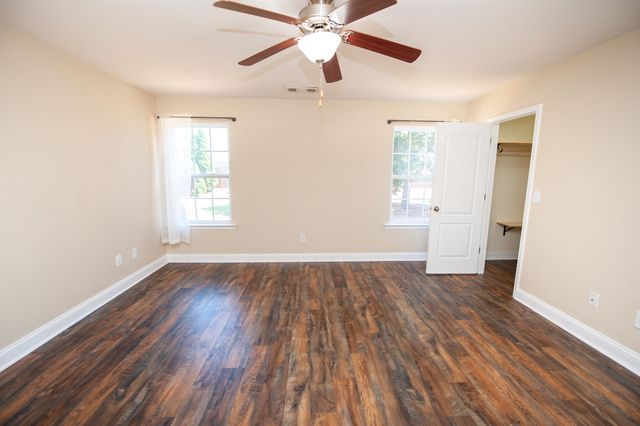 436 W Rustling Leaves Lane, Roebuck, SC 29376