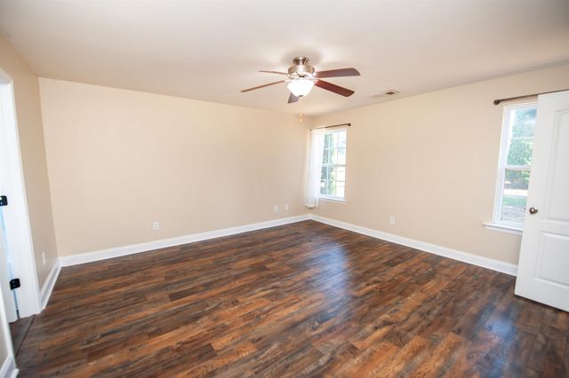 436 W Rustling Leaves Lane, Roebuck, SC 29376